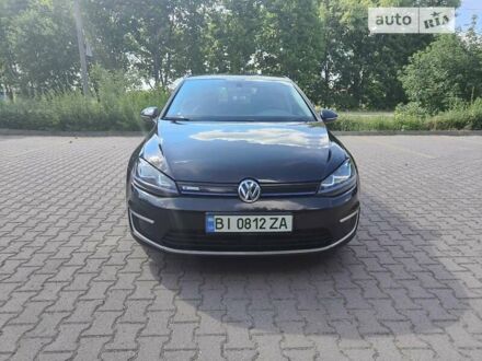 Чорний Фольксваген e-Golf, об'ємом двигуна 0 л та пробігом 137 тис. км за 9999 $, фото 1 на Automoto.ua