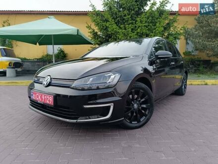 Черный Фольксваген e-Golf, объемом двигателя 0 л и пробегом 120 тыс. км за 7750 $, фото 1 на Automoto.ua