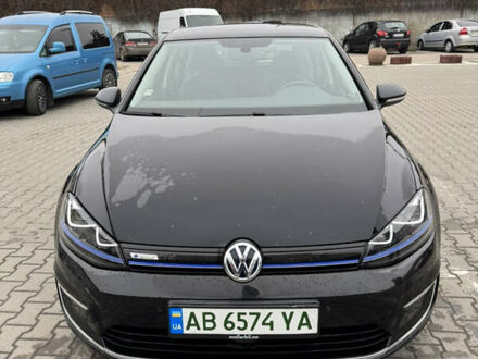 Черный Фольксваген e-Golf, объемом двигателя 0 л и пробегом 141 тыс. км за 9500 $, фото 1 на Automoto.ua