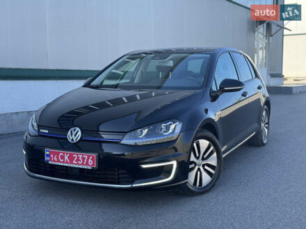 Черный Фольксваген e-Golf, объемом двигателя 0 л и пробегом 88 тыс. км за 8500 $, фото 1 на Automoto.ua