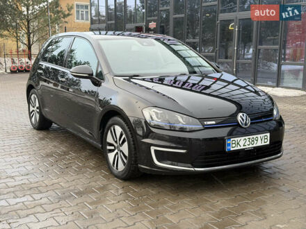 Черный Фольксваген e-Golf, объемом двигателя 0 л и пробегом 139 тыс. км за 9200 $, фото 1 на Automoto.ua