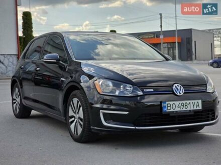 Черный Фольксваген e-Golf, объемом двигателя 0 л и пробегом 65 тыс. км за 7999 $, фото 1 на Automoto.ua