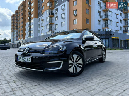 Черный Фольксваген e-Golf, объемом двигателя 0 л и пробегом 143 тыс. км за 11000 $, фото 1 на Automoto.ua