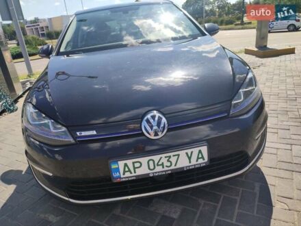 Черный Фольксваген e-Golf, объемом двигателя 0 л и пробегом 177 тыс. км за 10000 $, фото 1 на Automoto.ua