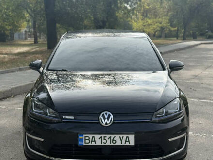 Черный Фольксваген e-Golf, объемом двигателя 0 л и пробегом 111 тыс. км за 10200 $, фото 1 на Automoto.ua