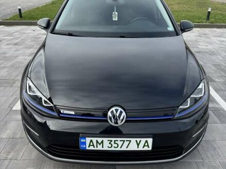 Черный Фольксваген e-Golf, объемом двигателя 0 л и пробегом 120 тыс. км за 9500 $, фото 1 на Automoto.ua