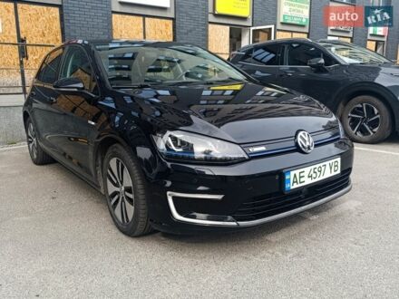 Черный Фольксваген e-Golf, объемом двигателя 0 л и пробегом 130 тыс. км за 9500 $, фото 1 на Automoto.ua