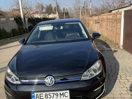 Черный Фольксваген e-Golf, объемом двигателя 0 л и пробегом 67 тыс. км за 9800 $, фото 1 на Automoto.ua
