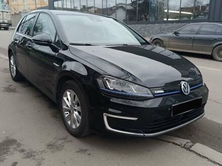 Черный Фольксваген e-Golf, объемом двигателя 0 л и пробегом 159 тыс. км за 8350 $, фото 1 на Automoto.ua