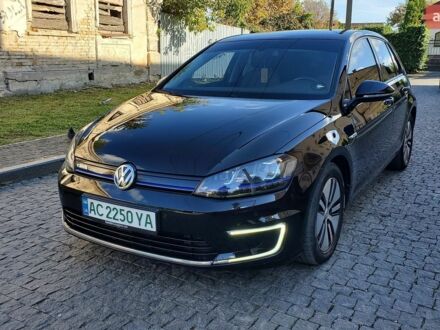 Черный Фольксваген e-Golf, объемом двигателя 0 л и пробегом 154 тыс. км за 9200 $, фото 1 на Automoto.ua
