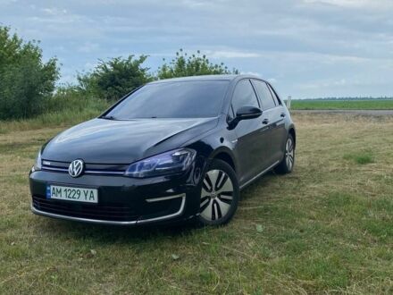 Черный Фольксваген e-Golf, объемом двигателя 0 л и пробегом 224 тыс. км за 11800 $, фото 1 на Automoto.ua