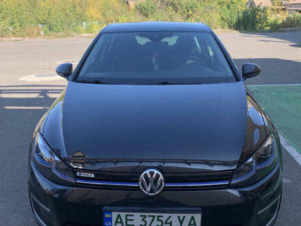 Фольксваген e-Golf 2017 в Кривом Роге на Automoto.ua Черный Фольксваген e-Golf, объемом двигателя 0 л и пробегом 148 тыс. км за 13400 $, фото 1 на Automoto.ua