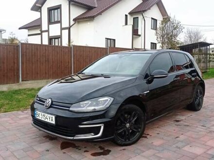 Фольксваген e-Golf 2017 у Чернівцях на Automoto.ua Чорний Фольксваген e-Golf, об'ємом двигуна 0 л та пробігом 157 тис. км за 10700 $, фото 1 на Automoto.ua
