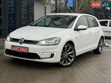 Черный Фольксваген e-Golf, объемом двигателя 0 л и пробегом 137 тыс. км за 12500 $, фото 1 на Automoto.ua