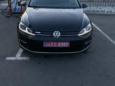 Фольксваген e-Golf 2017 в Одессе на Automoto.ua Черный Фольксваген e-Golf, объемом двигателя 0 л и пробегом 73 тыс. км за 13000 $, фото 1 на Automoto.ua