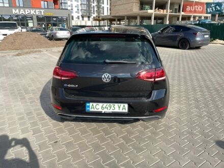 Черный Фольксваген e-Golf, объемом двигателя 0 л и пробегом 136 тыс. км за 12600 $, фото 1 на Automoto.ua