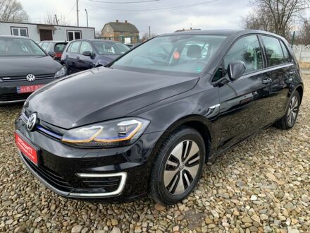 Черный Фольксваген e-Golf, объемом двигателя 0 л и пробегом 9 тыс. км за 15900 $, фото 1 на Automoto.ua
