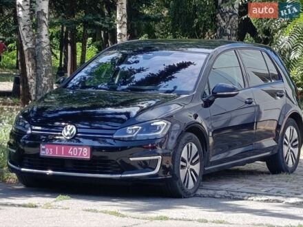 Черный Фольксваген e-Golf, объемом двигателя 0 л и пробегом 158 тыс. км за 13700 $, фото 1 на Automoto.ua