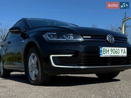 Черный Фольксваген e-Golf, объемом двигателя 0 л и пробегом 99 тыс. км за 15300 $, фото 1 на Automoto.ua