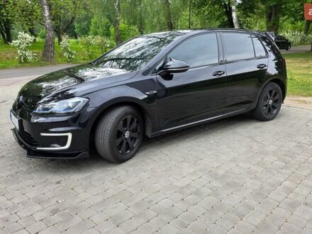 Черный Фольксваген e-Golf, объемом двигателя 0 л и пробегом 159 тыс. км за 12450 $, фото 1 на Automoto.ua