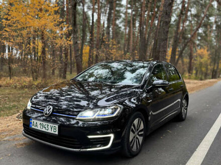 Черный Фольксваген e-Golf, объемом двигателя 0 л и пробегом 125 тыс. км за 15250 $, фото 1 на Automoto.ua