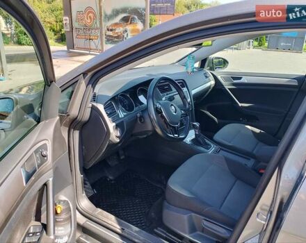 Коричневый Фольксваген e-Golf, объемом двигателя 0 л и пробегом 121 тыс. км за 9500 $, фото 2 на Automoto.ua