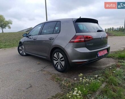 Коричневый Фольксваген e-Golf, объемом двигателя 0 л и пробегом 150 тыс. км за 9700 $, фото 2 на Automoto.ua