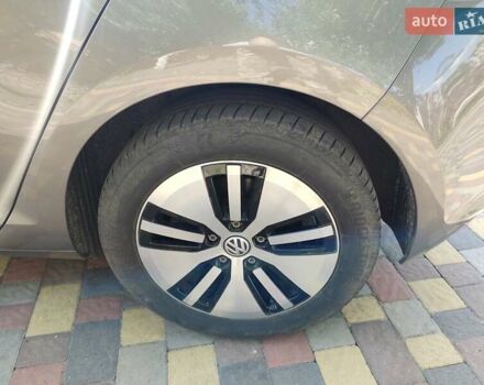 Коричневый Фольксваген e-Golf, объемом двигателя 0 л и пробегом 135 тыс. км за 8990 $, фото 15 на Automoto.ua
