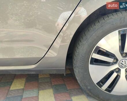 Коричневый Фольксваген e-Golf, объемом двигателя 0 л и пробегом 135 тыс. км за 8990 $, фото 13 на Automoto.ua