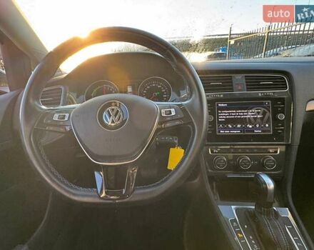 Коричневый Фольксваген e-Golf, объемом двигателя 0 л и пробегом 69 тыс. км за 12000 $, фото 6 на Automoto.ua