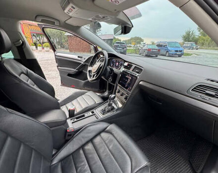 Червоний Фольксваген e-Golf, об'ємом двигуна 0 л та пробігом 130 тис. км за 12500 $, фото 11 на Automoto.ua