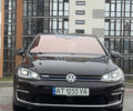 Красный Фольксваген e-Golf, объемом двигателя 0 л и пробегом 125 тыс. км за 13800 $, фото 1 на Automoto.ua