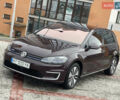 Красный Фольксваген e-Golf, объемом двигателя 0 л и пробегом 125 тыс. км за 13800 $, фото 10 на Automoto.ua