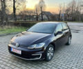 Красный Фольксваген e-Golf, объемом двигателя 0 л и пробегом 183 тыс. км за 11300 $, фото 1 на Automoto.ua
