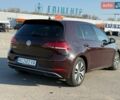 Красный Фольксваген e-Golf, объемом двигателя 0 л и пробегом 216 тыс. км за 11800 $, фото 6 на Automoto.ua