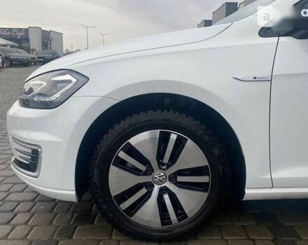 Фольксваген e-Golf, объемом двигателя 0 л и пробегом 83 тыс. км за 23000 $, фото 19 на Automoto.ua