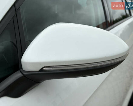 Фольксваген e-Golf, объемом двигателя 0 л и пробегом 130 тыс. км за 8800 $, фото 10 на Automoto.ua