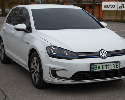 Фольксваген e-Golf, объемом двигателя 0 л и пробегом 110 тыс. км за 10500 $, фото 2 на Automoto.ua