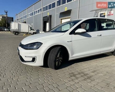 Фольксваген e-Golf, объемом двигателя 0 л и пробегом 110 тыс. км за 10800 $, фото 2 на Automoto.ua
