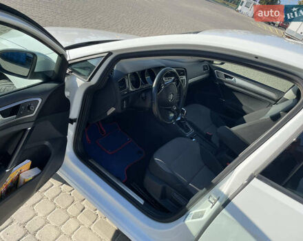 Фольксваген e-Golf, объемом двигателя 0 л и пробегом 110 тыс. км за 10800 $, фото 3 на Automoto.ua