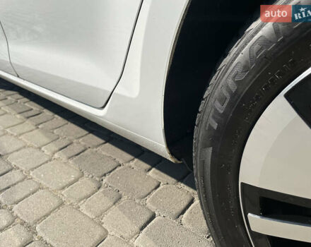 Фольксваген e-Golf, объемом двигателя 0 л и пробегом 110 тыс. км за 10800 $, фото 5 на Automoto.ua