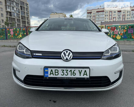 Фольксваген e-Golf, объемом двигателя 0 л и пробегом 92 тыс. км за 11500 $, фото 1 на Automoto.ua