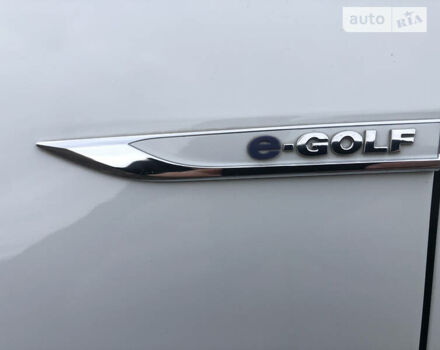 Фольксваген e-Golf, объемом двигателя 0 л и пробегом 60 тыс. км за 15799 $, фото 12 на Automoto.ua