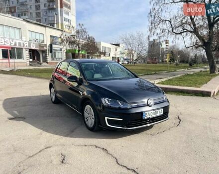 Фольксваген e-Golf, объемом двигателя 0 л и пробегом 126 тыс. км за 15200 $, фото 1 на Automoto.ua