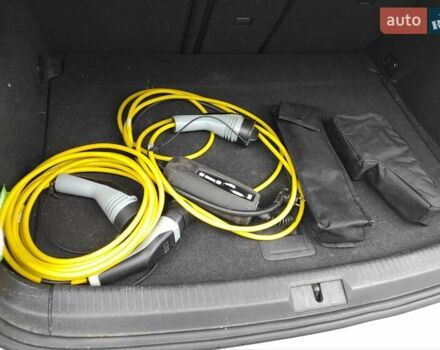 Фольксваген e-Golf, объемом двигателя 0 л и пробегом 70 тыс. км за 9200 $, фото 9 на Automoto.ua