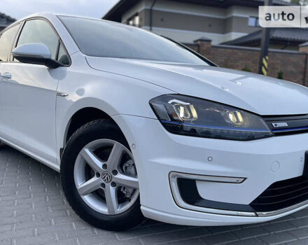 Фольксваген e-Golf, объемом двигателя 0 л и пробегом 118 тыс. км за 10599 $, фото 3 на Automoto.ua