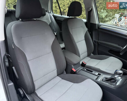 Фольксваген e-Golf, объемом двигателя 0 л и пробегом 110 тыс. км за 8990 $, фото 54 на Automoto.ua