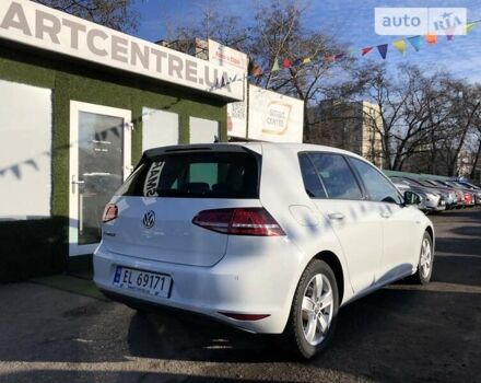 Фольксваген e-Golf, объемом двигателя 0 л и пробегом 98 тыс. км за 12800 $, фото 1 на Automoto.ua