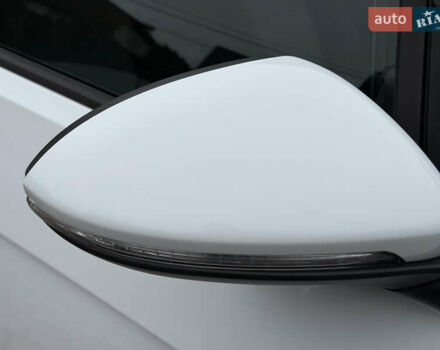 Фольксваген e-Golf, объемом двигателя 0 л и пробегом 110 тыс. км за 8990 $, фото 66 на Automoto.ua