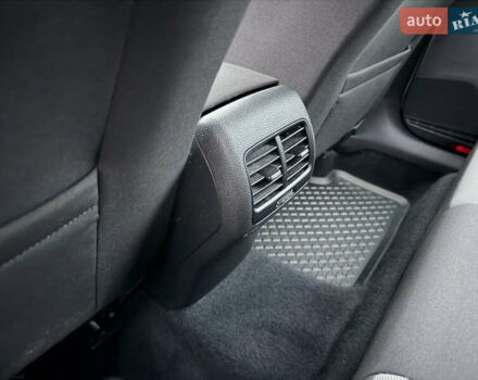 Фольксваген e-Golf, объемом двигателя 0 л и пробегом 110 тыс. км за 8990 $, фото 80 на Automoto.ua